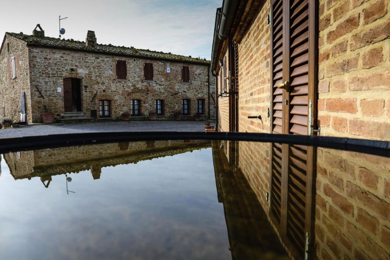 Vila Agriturismo Bombina Montisi Exteriér fotografie